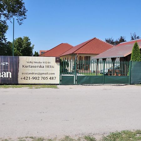 Nero Apartman Veľký Meder 외부 사진