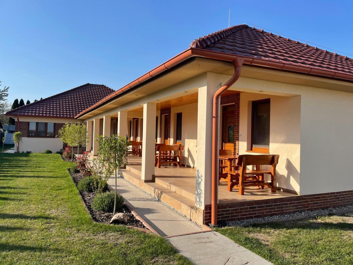 Nero Apartman Veľký Meder 외부 사진